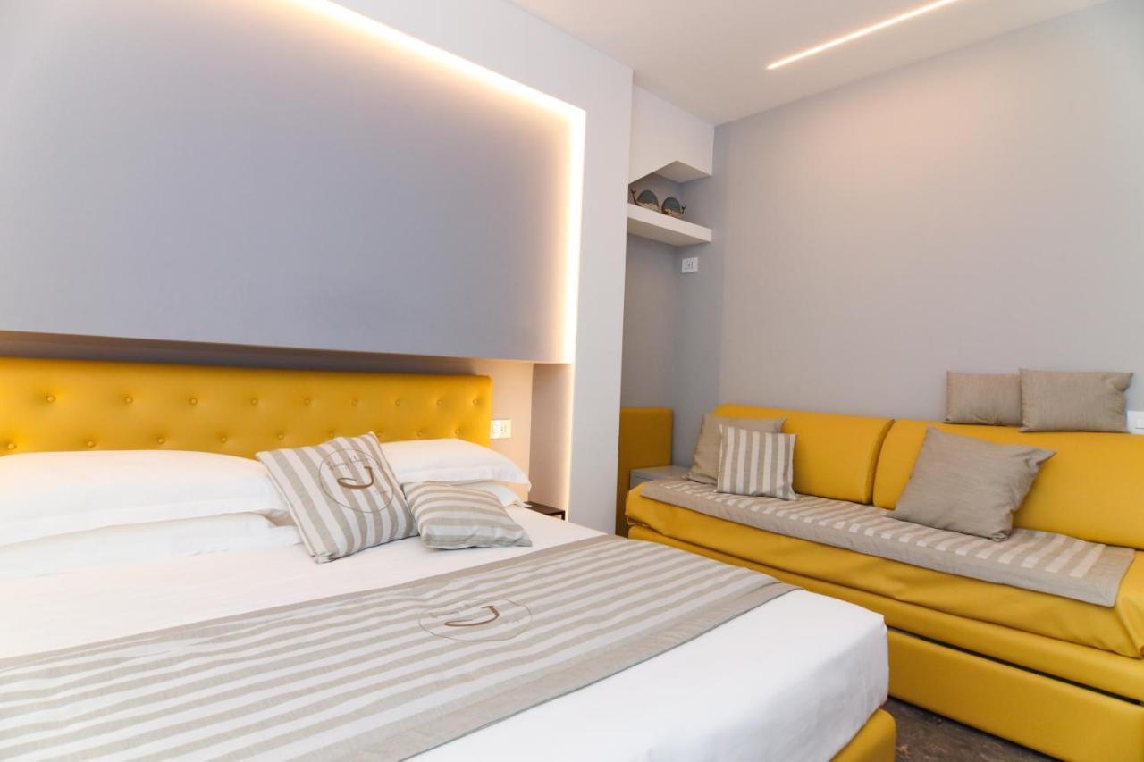 J Luxury Home โตรเปอา ภายนอก รูปภาพ