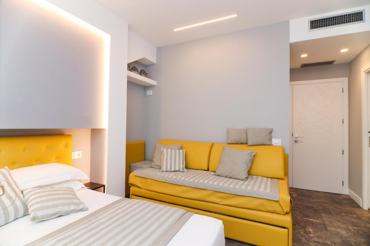 J Luxury Home โตรเปอา ภายนอก รูปภาพ