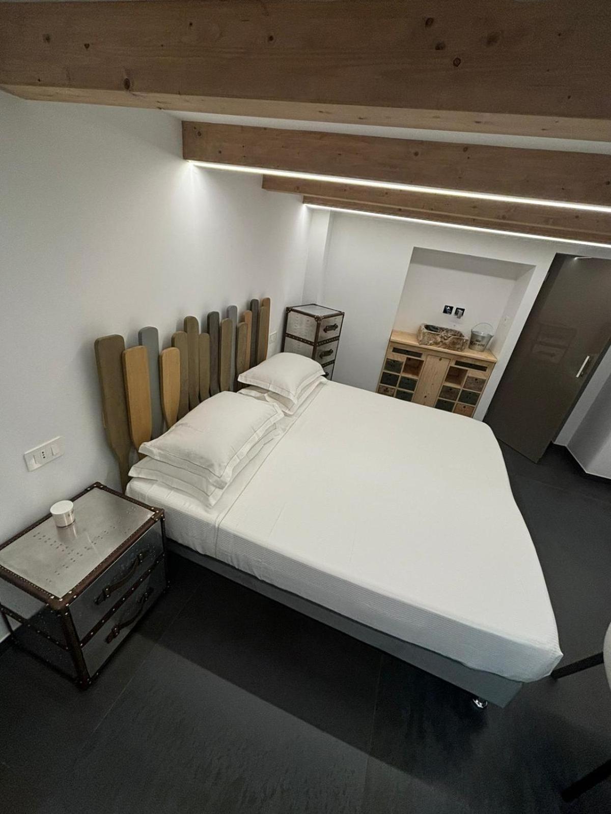 J Luxury Home โตรเปอา ภายนอก รูปภาพ