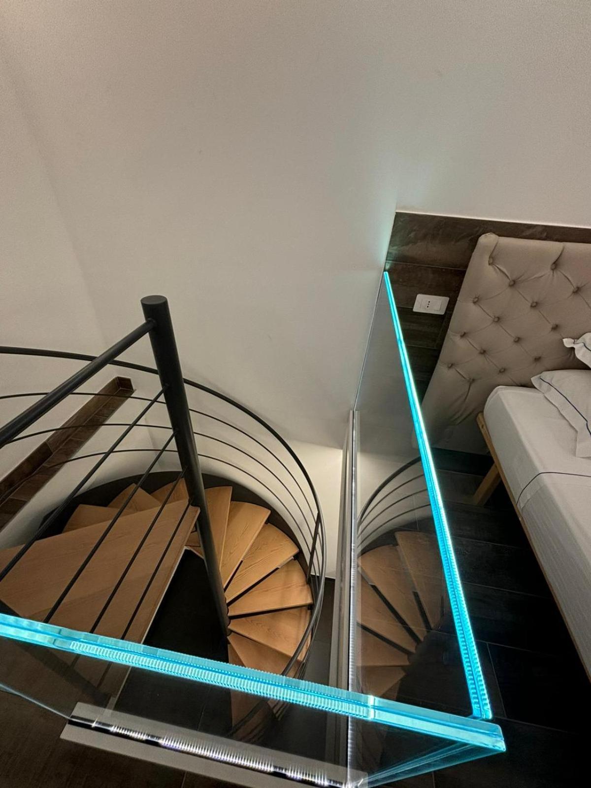 J Luxury Home โตรเปอา ภายนอก รูปภาพ